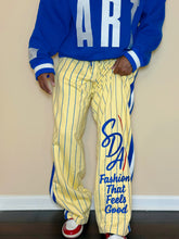 Load image into Gallery viewer, Fashion That Feels Good - Unisex Joggers
