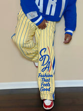 Load image into Gallery viewer, Fashion That Feels Good - Unisex Joggers
